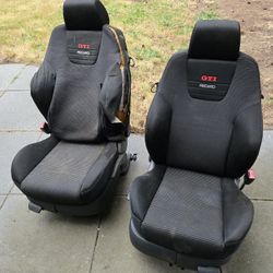 VW GTI Recaro Seats