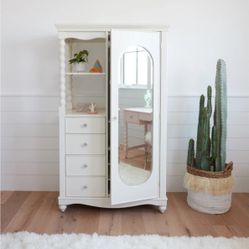 White 1-Door 4-Drawer Closet 