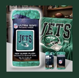 NFL Jets Vintage Arch Block Green Micro-plush Ultra Soft Tailgate Throw Blanket