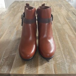 Women’s Boots