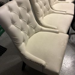 6 Dining Chairs FREE