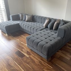 Sectional Couch 