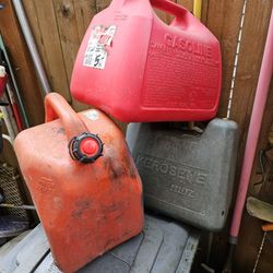 Canister For Gasoline 5 Gallons 