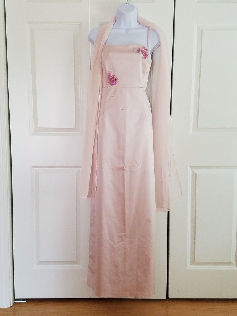 Women's long dress--size 6