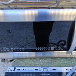 LG Stainless Steel Over The Range Microwave 