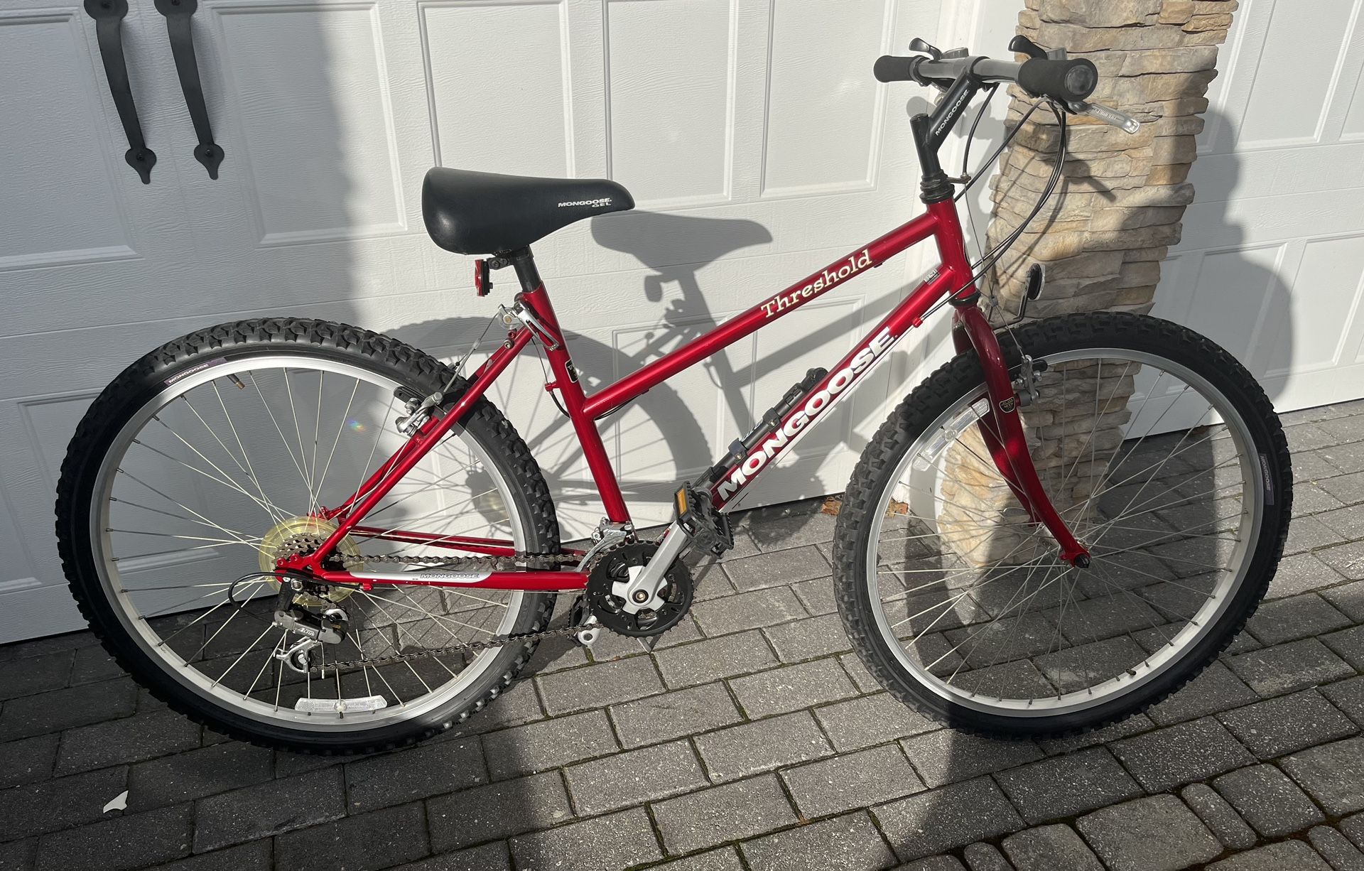 Mongoose Threshold Mountain Bike Well Maintained Condition for Sale in West Islip NY OfferUp