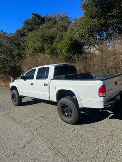 2004 Dodge Dakota