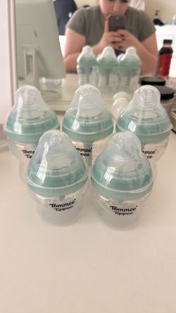 5 Tommee Tippee bottles