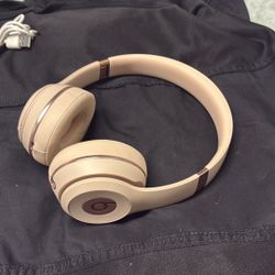 BEATS SOLO3 WIRELESS HEADPHONES 🎧 🎧🎧