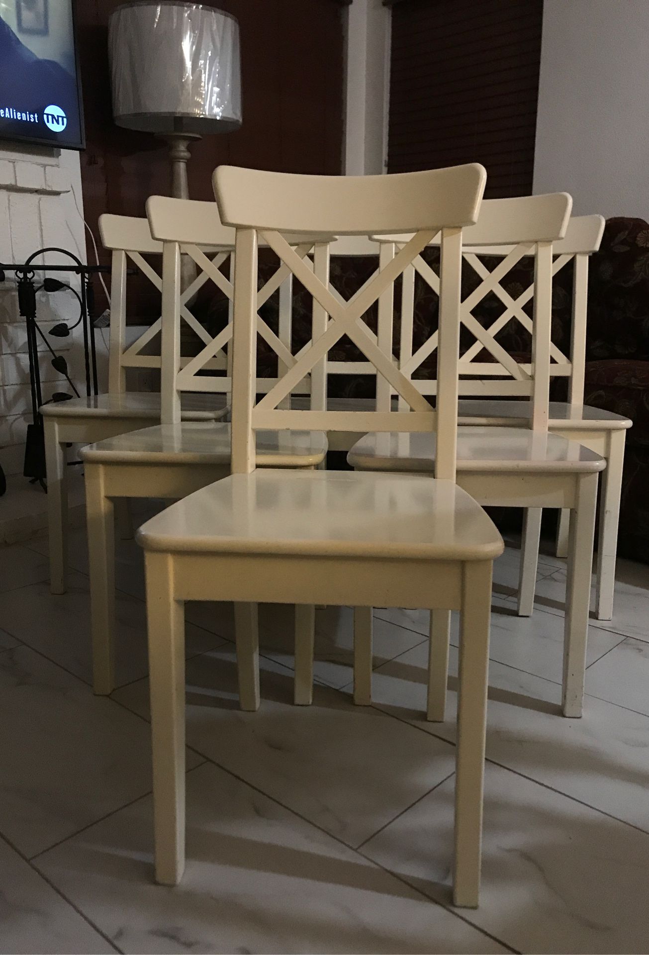 6 white Ikea chairs