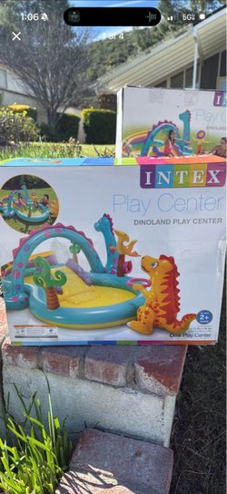 Intex play pool