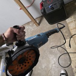 Makita Grinder