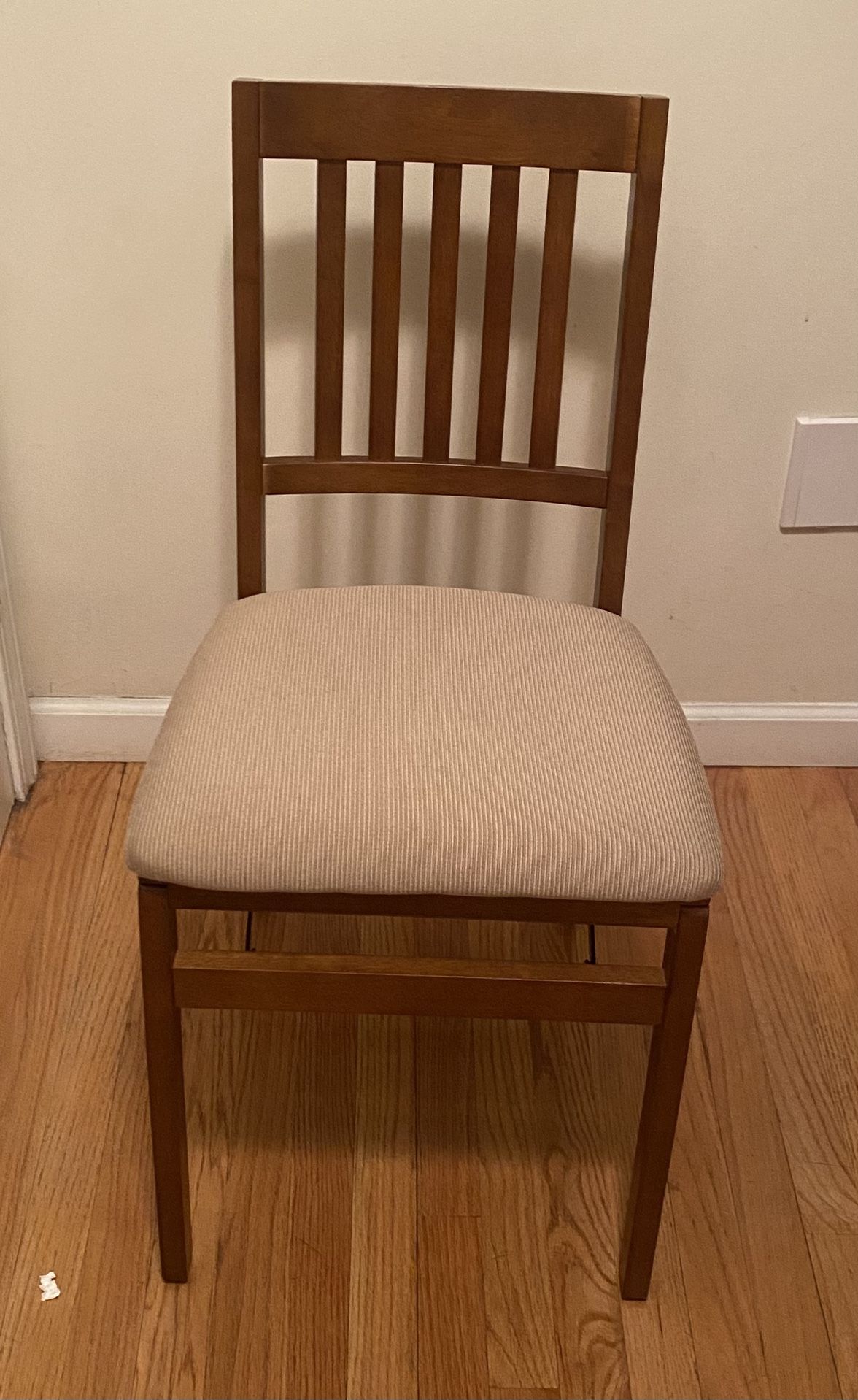 Stakmore Wooden Folding Chairs (2)