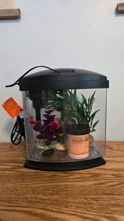 1 gallon Aqueon fish tank and accessories