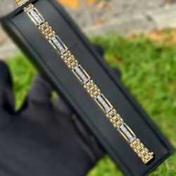 Jewelry 14k Rolex jubilee two tone yellow gold natural diamond 0.75CTW bracelet 7.75”,  9.80 mm width