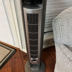Tower space heater Lasko