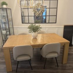 New In Box Dining Table - Wayfair