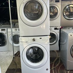 Whirlpool Front Load Washer & Dryer Set 