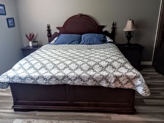 Free Kingsized Headboard, footboard, frame and mattress by Broyhill