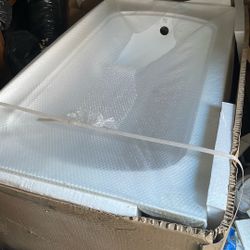 Brand New Right Handed Tub