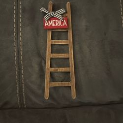  America 4th Of July Red White Blue Patriotic Mini Ladder Tier Tray Decoration