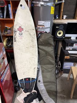 5’11 Surf Prescriptions Short Board W/ traction Pad, Leash, Fins, Go Pro Mount & Board Bag