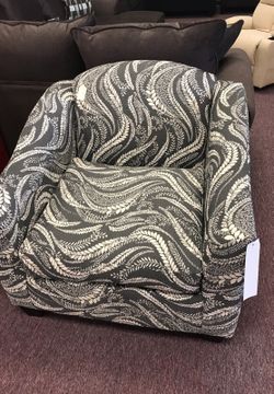 New accent chair
