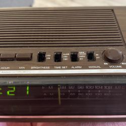 Panasonic Vintage Radio Alarm, Very Good Condition, Works Great 