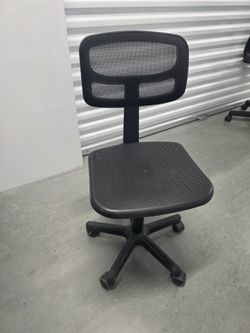 Compact Mesh Task Chair Rolling Office Desk Chair Adjustable Swivel Black Child Size