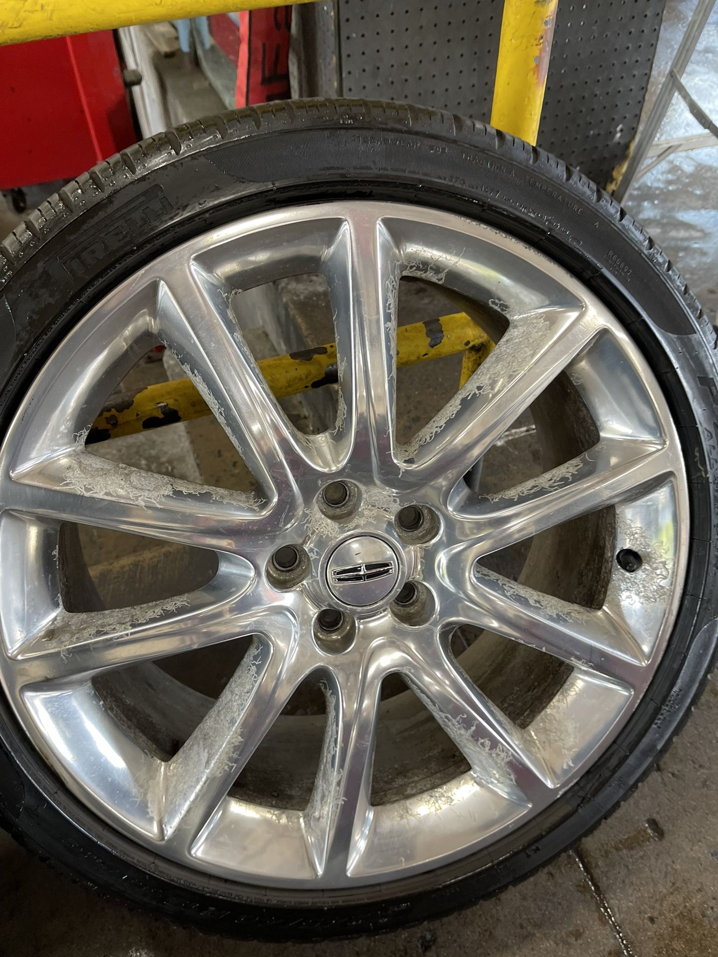 lincoln mkz wheels & tires 19” 5x108