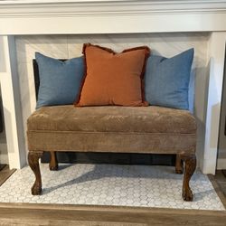 Queen Anne Style Bench/ storage ottoman