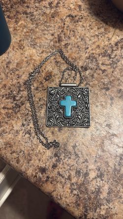 Square Silver Plated Metal Filigree With Turquoise Cross Stone