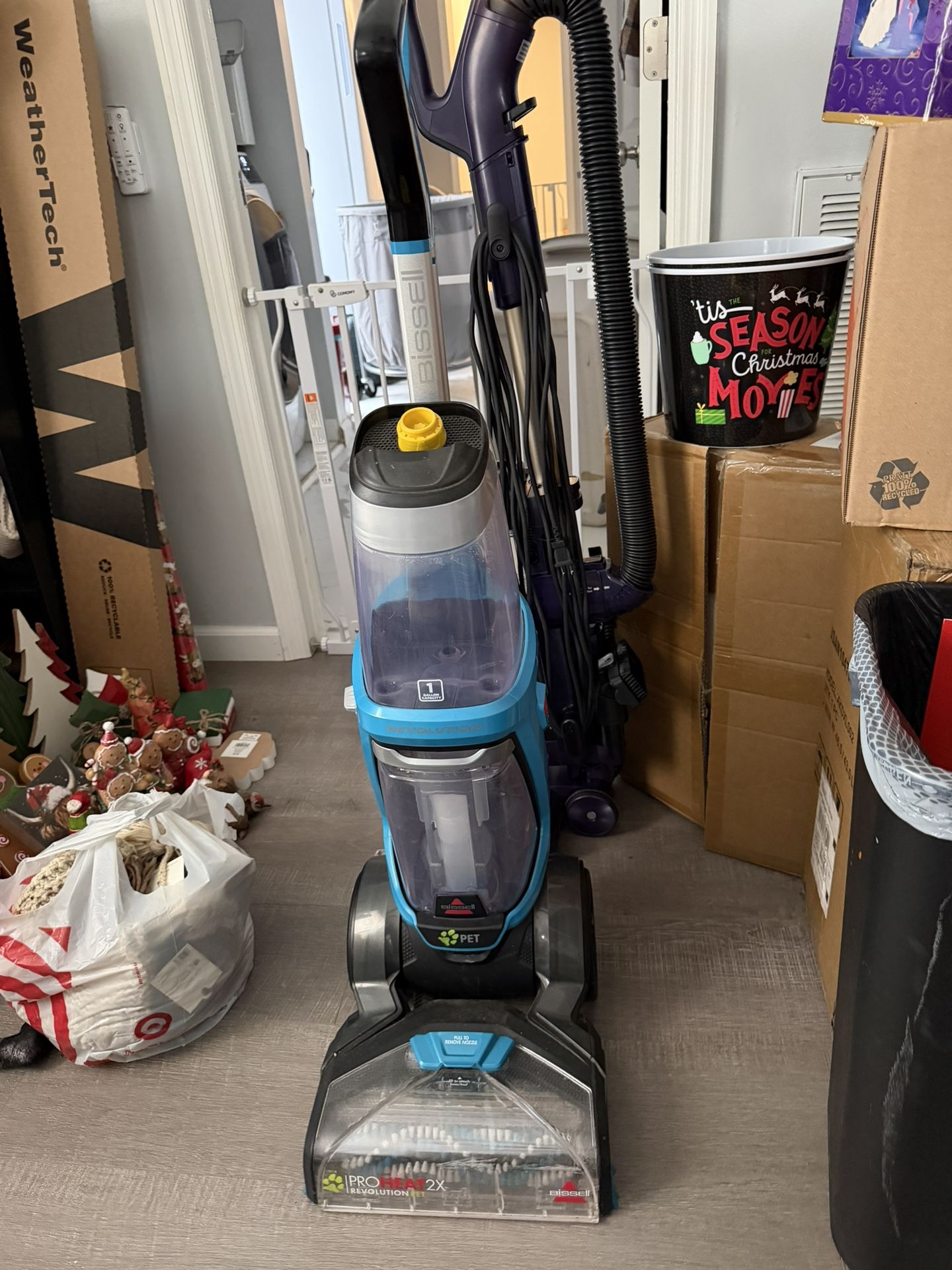 BISSELL® ProHeat 2X® Revolution® Pet carpet cleaner