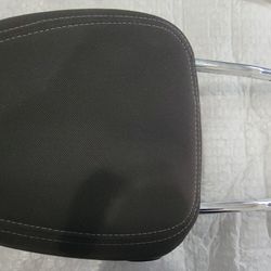 2021 to 2024 Chevrolet Trailblazer Headrest ( Front Right/ Passenger Side)