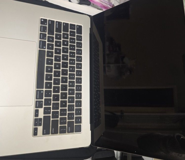 Macbook Air 15 Inch 