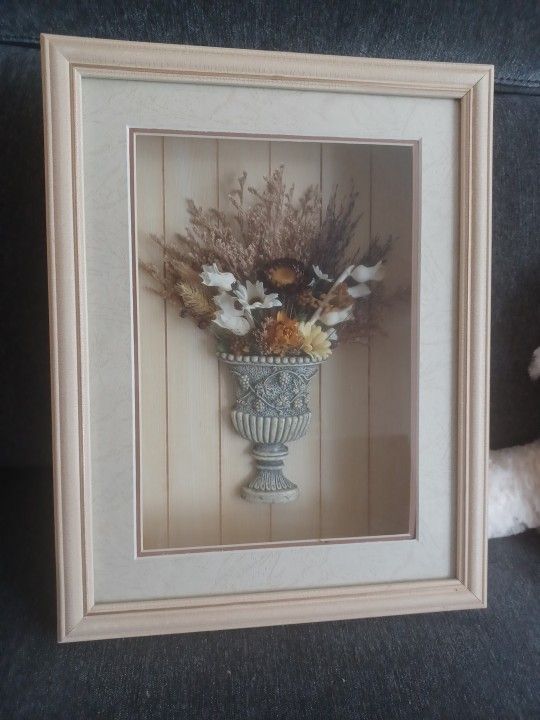 Greek Vase With Dried Flowers 3D Shadow Box