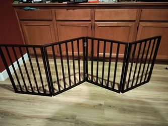4-Panel Freestanding Wooden Pet Gate