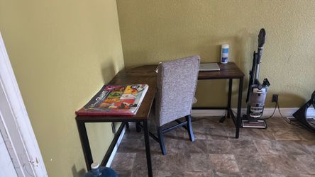 Office table