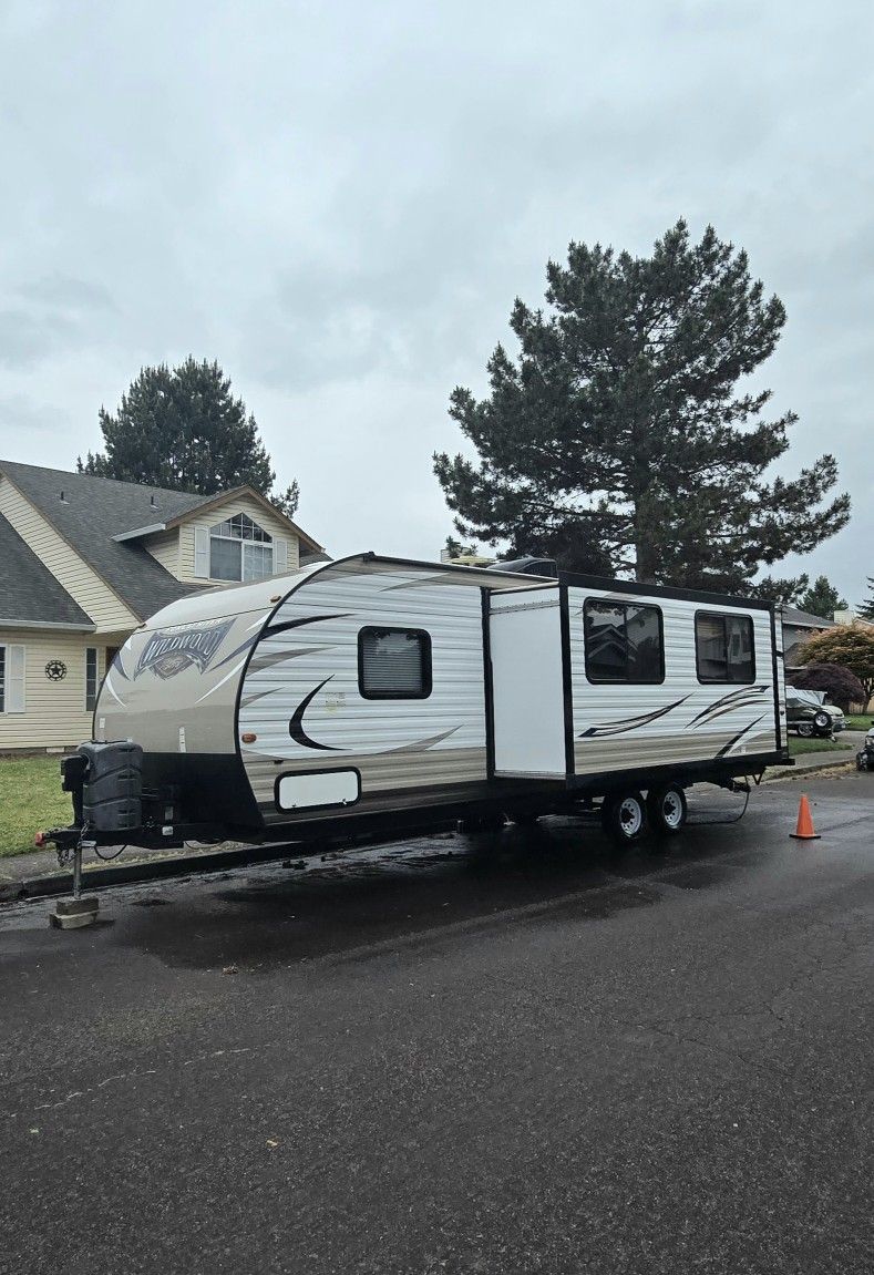 2016 Forest river Wildwood x-lite 263BHXL
