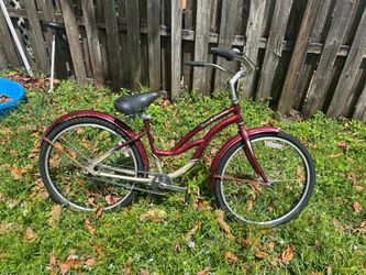 Trek Town & Country Cruiser Bike