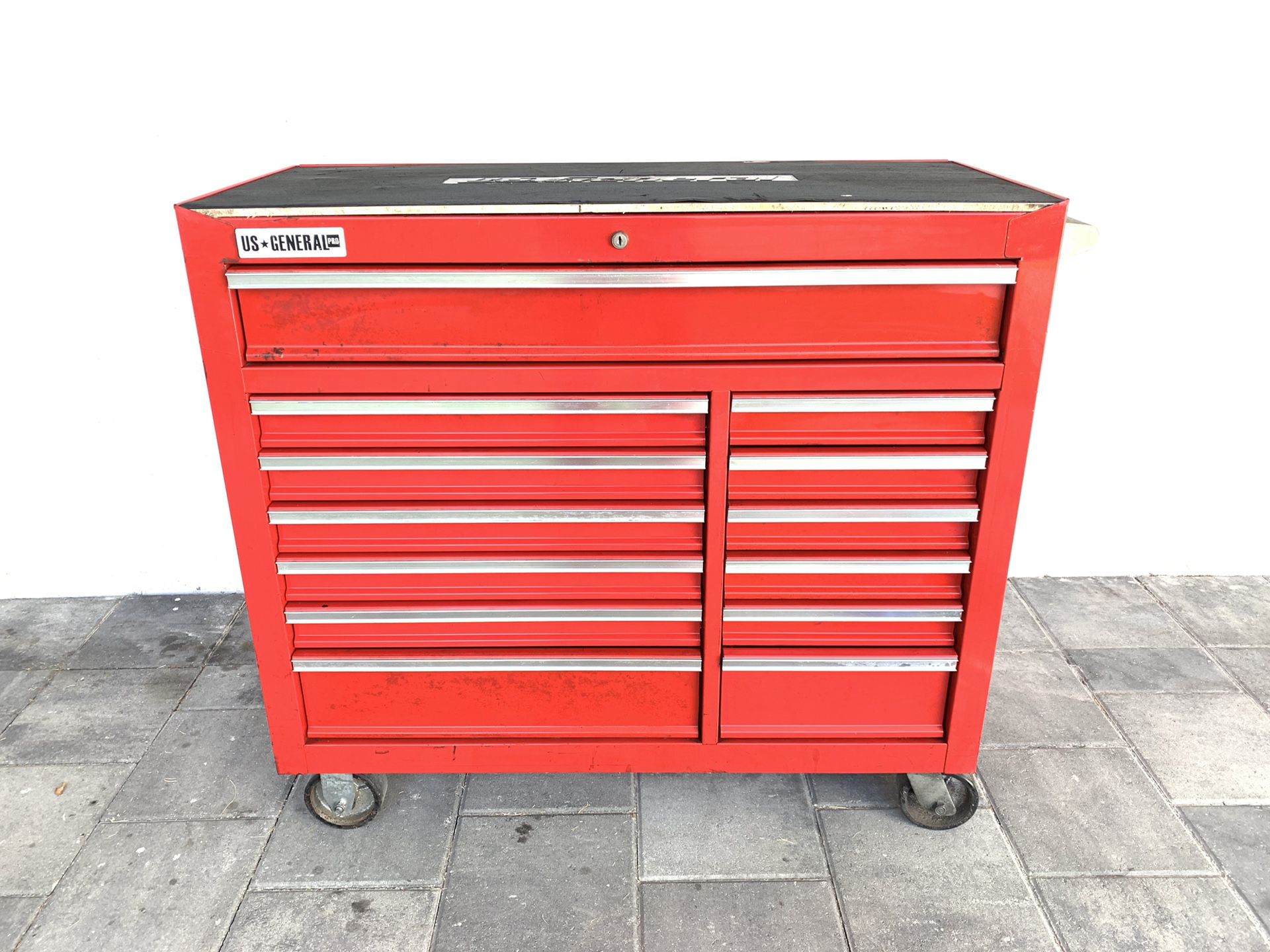 US General Pro 13 Drawer Roll Cabinet