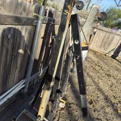 Engine Jack / Jack De Motor 