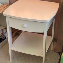 Winsome Wood Claire Accent Table - White (Set of 2)