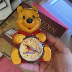 Pooh Clock