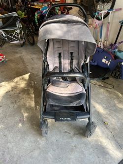 Nuna Stroller With Bassinet