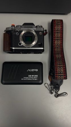 Fujifilm X-T3 (Body) + Accessories