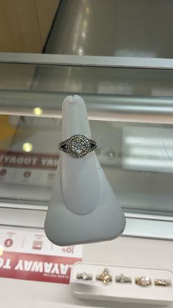 Ring 14k, W Diamonds, 5.8grms