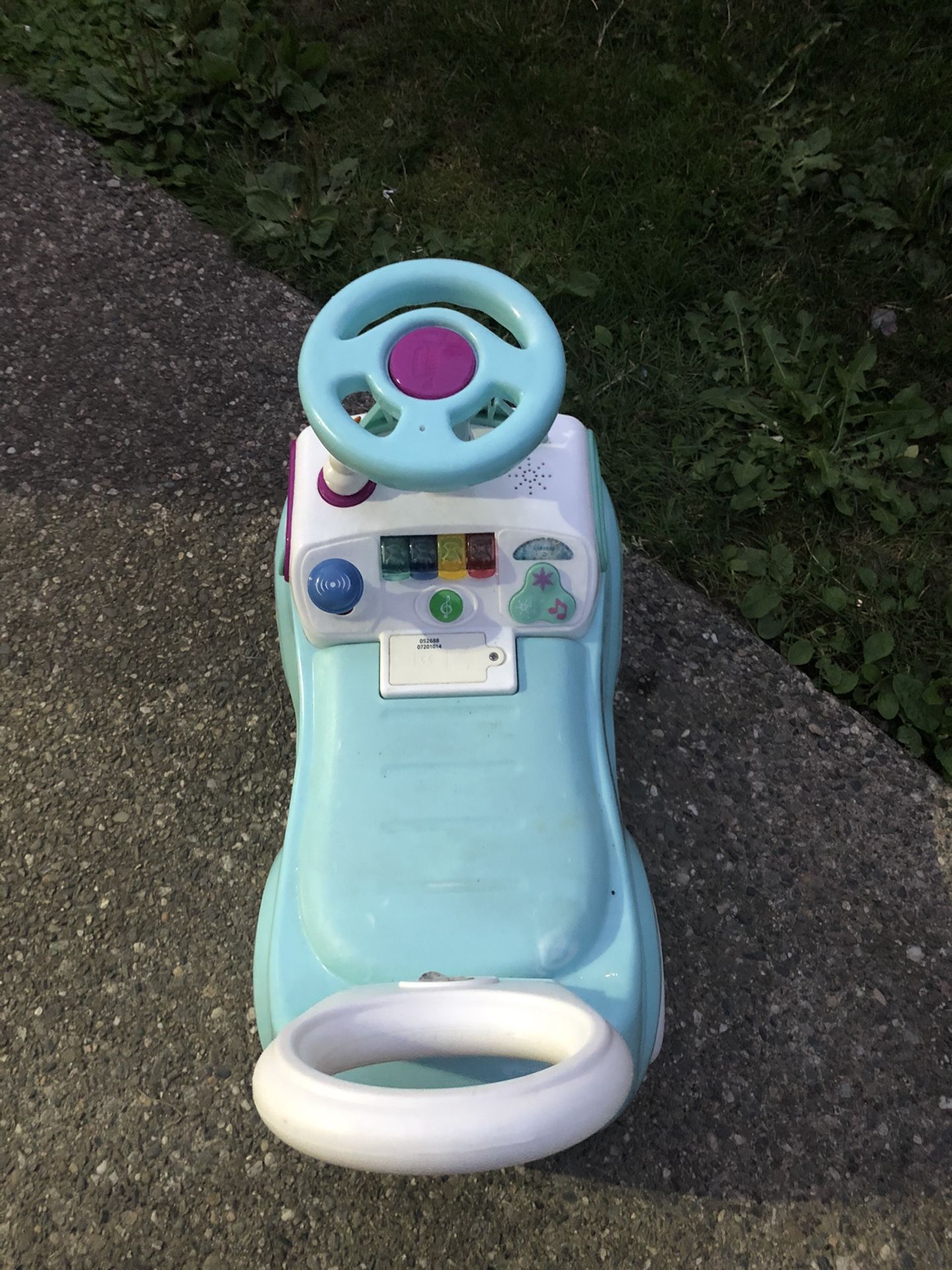 Frozen kids toy car