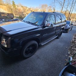 2003 Cadillac Escalade 