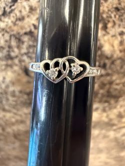 10k double heart white gold ring size 5.5